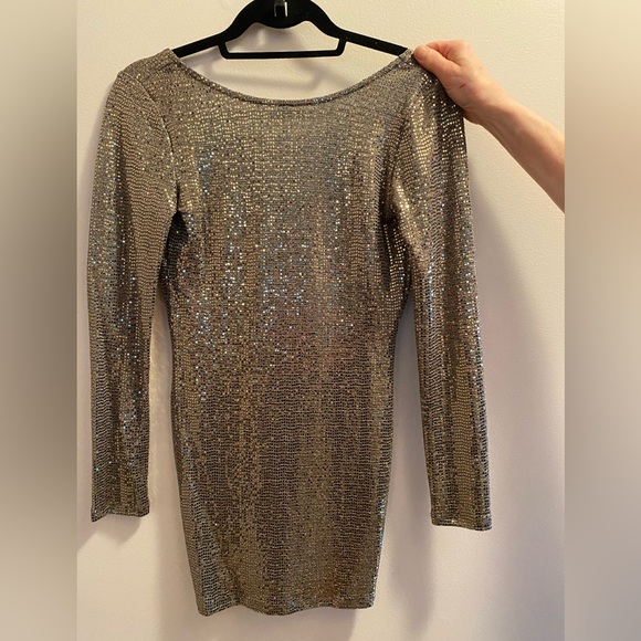 M (for Mendocino) sequence dress - Picture 2 of 3